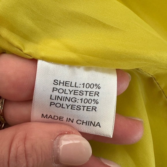 Women's Yellow Quilted puffer Jacket - Picture 5 of 8